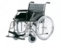 כסא גלגלים עם מנגנון מונע התהפכות